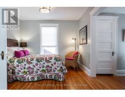 180 ELIZABETH STREET - 21