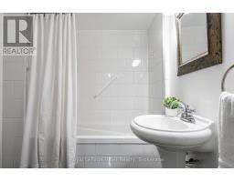 180 ELIZABETH STREET - 35