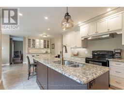 12 MC QUEEN COURT - 14