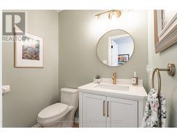 12 MC QUEEN COURT - 17