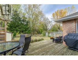 12 MC QUEEN COURT - 36