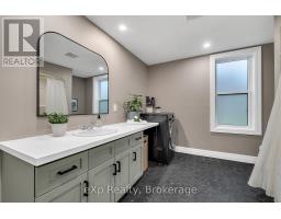 272 PRINCESS STREET - 16