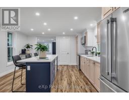 272 PRINCESS STREET - 9