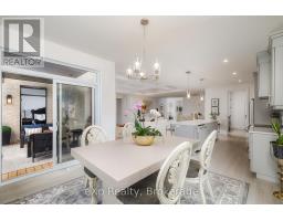 41 GILMER CRESCENT - 13