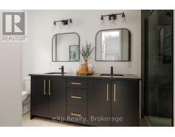 41 GILMER CRESCENT - 17