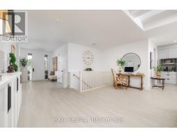 41 GILMER CRESCENT - 19