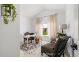 41 GILMER CRESCENT - 24