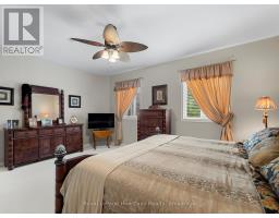 23 STORNOWAY CRESCENT - 31