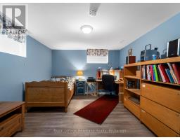 23 STORNOWAY CRESCENT - 46