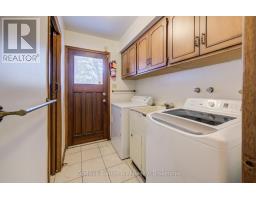 47 ACADEMY CRESCENT - 14