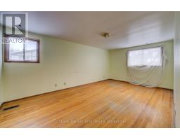 47 ACADEMY CRESCENT - 17