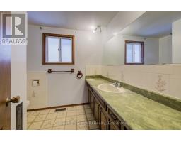 47 ACADEMY CRESCENT - 19