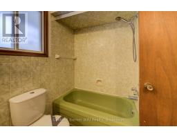 47 ACADEMY CRESCENT - 25