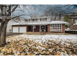 47 ACADEMY CRESCENT - 3