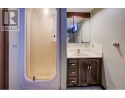 47 ACADEMY CRESCENT - 35