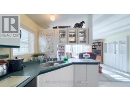 909 - 316489 31ST LINE - 12