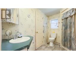 909 - 316489 31ST LINE - 15