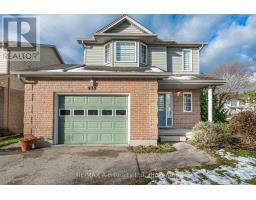 86 PARKHAVEN CRESCENT - 1