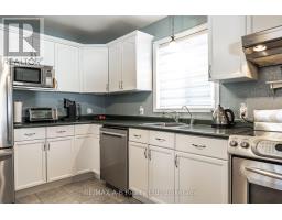 86 PARKHAVEN CRESCENT - 12