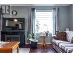 86 PARKHAVEN CRESCENT - 16