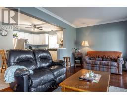 86 PARKHAVEN CRESCENT - 17