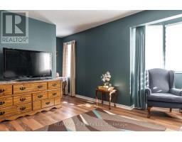 86 PARKHAVEN CRESCENT - 23