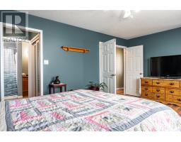 86 PARKHAVEN CRESCENT - 24