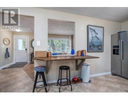 302 ROSS AVENUE - 10