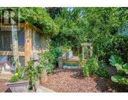 302 ROSS AVENUE - 42