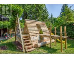 302 ROSS AVENUE - 44