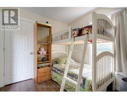 195936 19TH LINE - 21