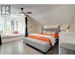 195936 19TH LINE - 22