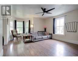 195936 19TH LINE - 9