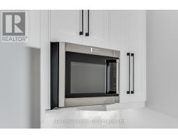 3001 - 60 CHARLES STREET W - 20