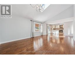 219 ELMIRA ROAD S - 7