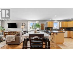 180 TORONTO BOULEVARD - 16