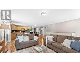 180 TORONTO BOULEVARD - 21
