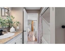 180 TORONTO BOULEVARD - 24
