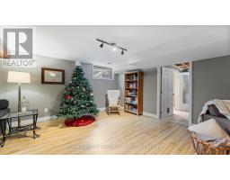 180 TORONTO BOULEVARD - 32