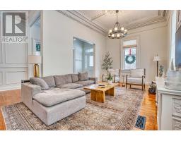 275 VICTORIA AVENUE N - 17