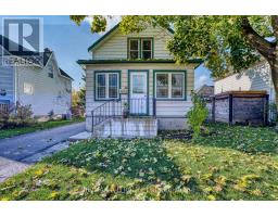 252 ROMEO STREET S - 3