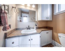 333 BARBER AVENUE N - 18