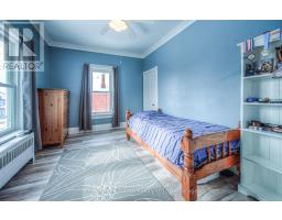 333 BARBER AVENUE N - 28