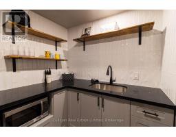 47 - 181 SKYLINE AVENUE - 14