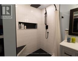 47 - 181 SKYLINE AVENUE - 16