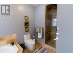 47 - 181 SKYLINE AVENUE - 8