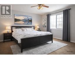 18 MODERWELL STREET - 6