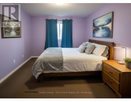 18 MODERWELL STREET - 7