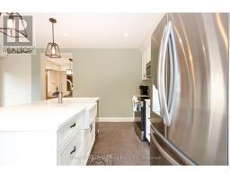 36 MCNAB STREET - 26