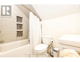 36 MCNAB STREET - 44